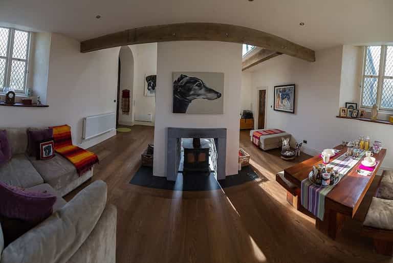 You can rent an entire converted church in Galway and it’s CHIC You can rent an entire converted church in Galway and it’s CHIC