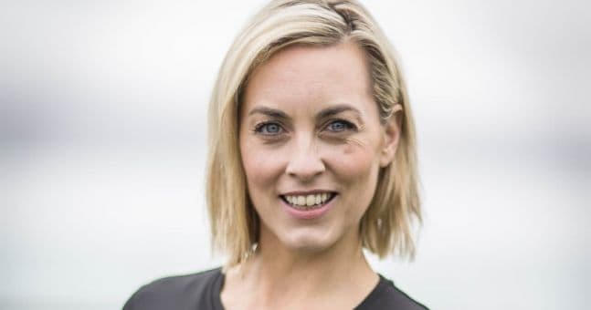 Kathryn Thomas shares adorable footage of her dog-assisted workout Kathryn Thomas shares adorable footage of her dog-assisted workout