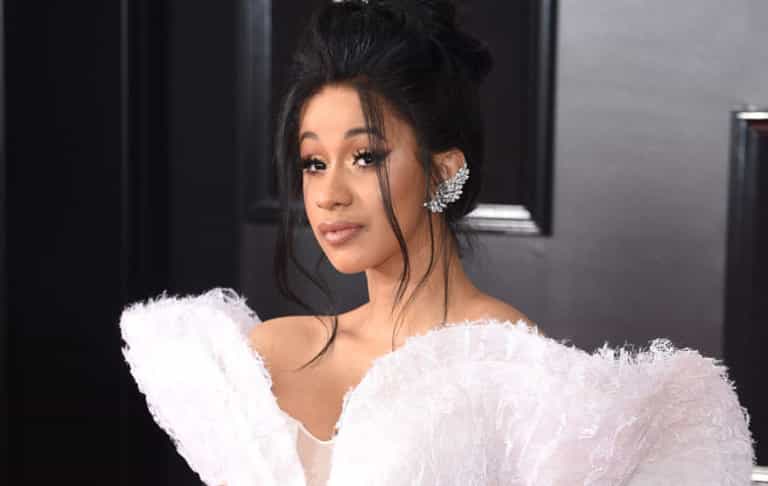 Rapper responds to false pregnancy rumours in the best way possible Rapper responds to false pregnancy rumours in the best way possible