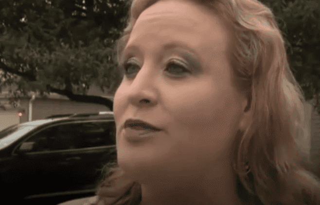 Woman sets wedding dress on fire to celebrate divorce from ‘worthless’ husband Woman sets wedding dress on fire to celebrate divorce from ‘worthless’ husband