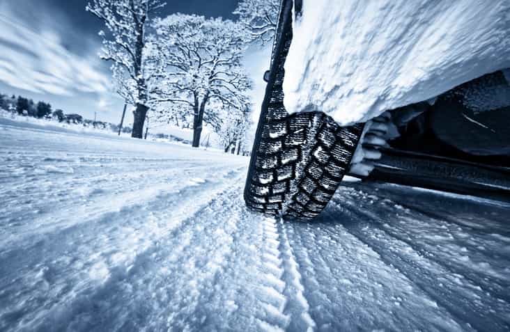 Gardaí issue advice for driving in snow showers today Gardaí issue advice for driving in snow showers today