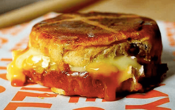 Cheese-filled hot cross buns exist and we need to make them ASAP Cheese-filled hot cross buns exist and we need to make them ASAP
