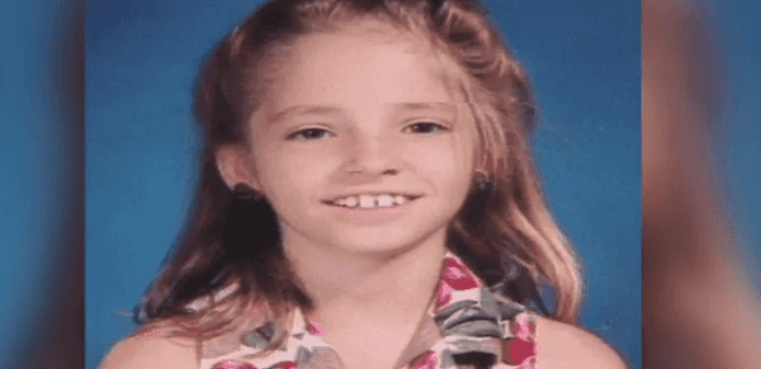 Police investigating ‘note’ left on dollar from girl who went missing 18 years ago Police investigating ‘note’ left on dollar from girl who went missing 18 years ago