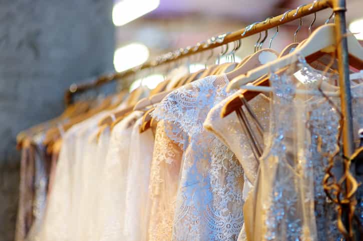 Bridal shop offers free bridesmaids dresses after sudden closure of Dublin boutique Bridal shop offers free bridesmaids dresses after sudden closure of Dublin boutique