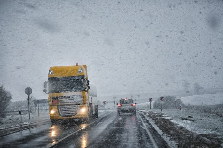 Dreaming of a white Easter? Well… Here comes the SNOW! Dreaming of a white Easter? Well… Here comes the SNOW!