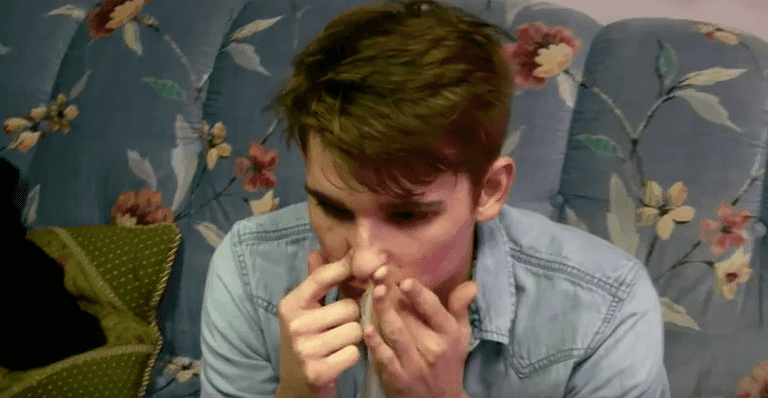 Parents warned about dangers of ‘condom challenge’ teens are participating in Parents warned about dangers of ‘condom challenge’ teens are participating in