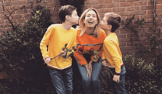 Stacey Solomon admits she would ‘feel bad’ if she didn’t wean her sons a certain way Stacey Solomon admits she would ‘feel bad’ if she didn’t wean her sons a certain way