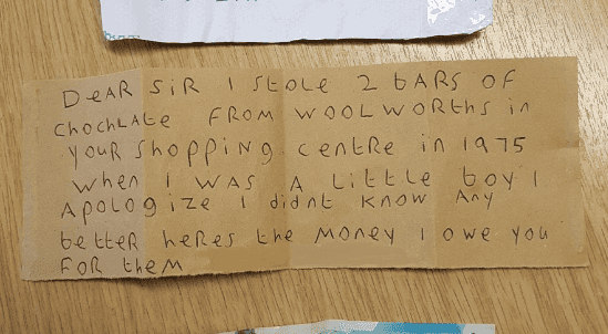 Little boy steals two chocolate bars, returns the money he owes 43 years later Little boy steals two chocolate bars, returns the money he owes 43 years later
