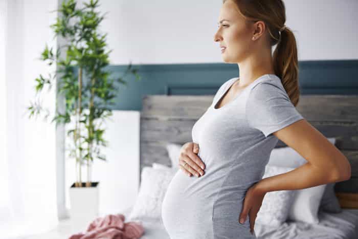 Mum-of-three says that her children ‘hate’ her for being her sister’s surrogate Mum-of-three says that her children ‘hate’ her for being her sister’s surrogate