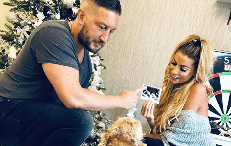 Mrs Hinch reveals she is expecting a baby boy with ‘Mini Hinch’ post Mrs Hinch reveals she is expecting a baby boy with ‘Mini Hinch’ post