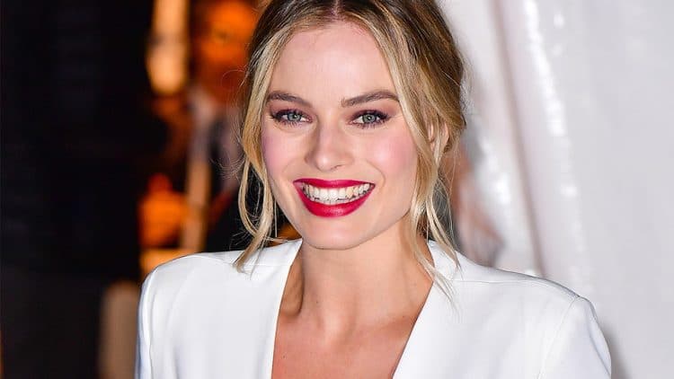 Margot Robbie will play Barbie in the live action Barbie film Margot Robbie will play Barbie in the live action Barbie film