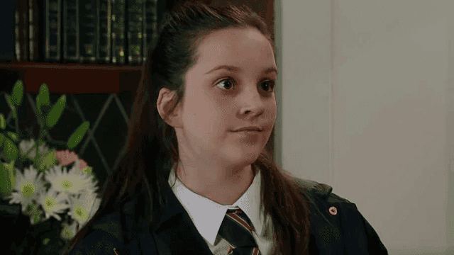 Pregnant Amy Barlow to make massive decision about her baby in Corrie soon Pregnant Amy Barlow to make massive decision about her baby in Corrie soon