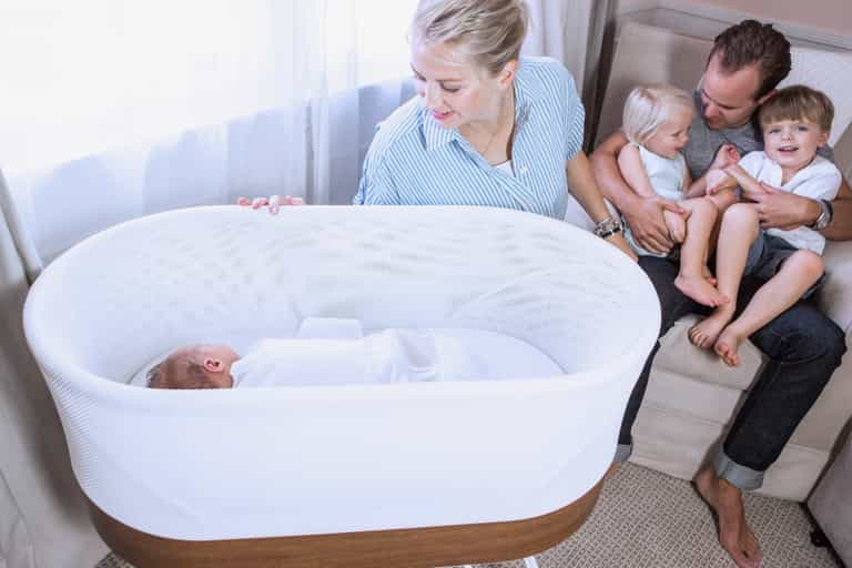 This ‘smart’ baby bed costs over €1,100 – would you pay it? This ‘smart’ baby bed costs over €1,100 – would you pay it?