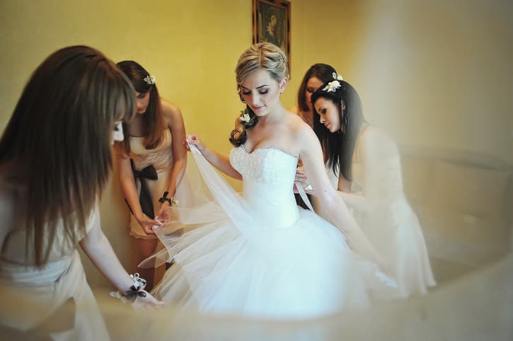 The bridesmaid dress colour that’s going to be very popular this year The bridesmaid dress colour that’s going to be very popular this year