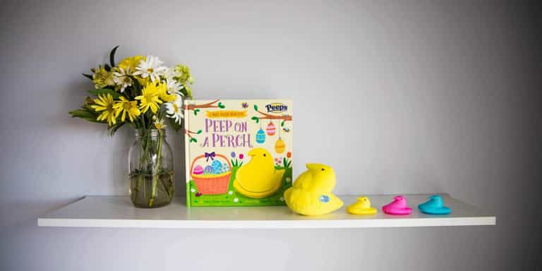 There’s an Elf on the Shelf for Easter and it is just the cutest thing ever There’s an Elf on the Shelf for Easter and it is just the cutest thing ever