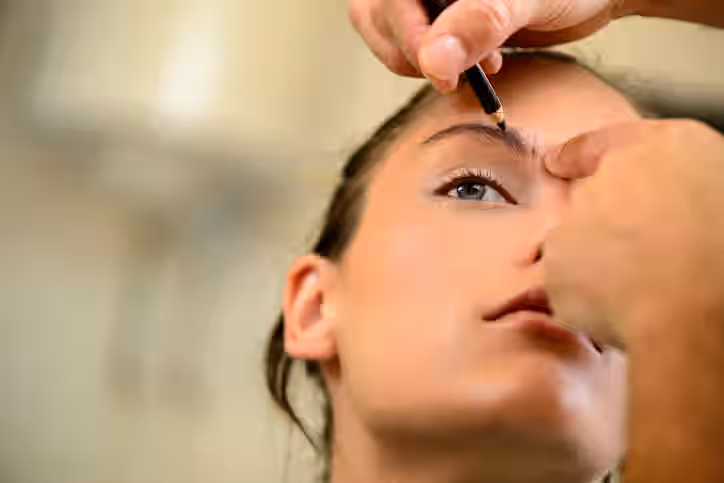 Beauty expert shares makeup and hair tips for managing the physical effects of cancer Beauty expert shares makeup and hair tips for managing the physical effects of cancer