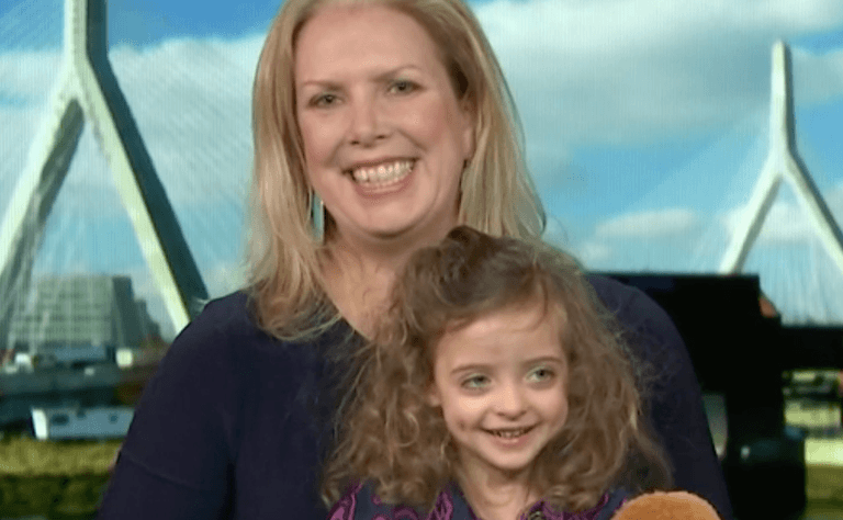 Nurse adopts three-month-old baby girl who had no visitors in intensive care unit Nurse adopts three-month-old baby girl who had no visitors in intensive care unit