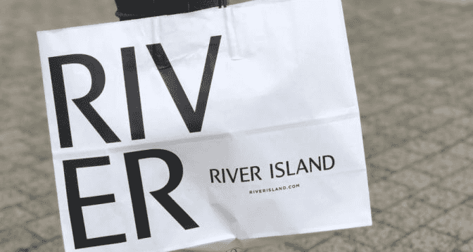 You’ll want to pick up this €37 River Island dress for your summer holidays You’ll want to pick up this €37 River Island dress for your summer holidays