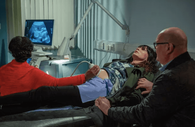 Emmerdale’s Paddy and Chas fear new baby health scare Emmerdale’s Paddy and Chas fear new baby health scare