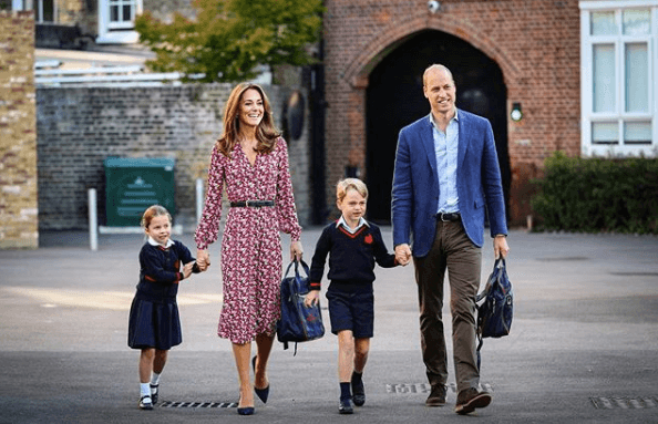 Kate Middleton said the cutest thing to Princess Charlotte on her first day of school yesterday Kate Middleton said the cutest thing to Princess Charlotte on her first day of school yesterday