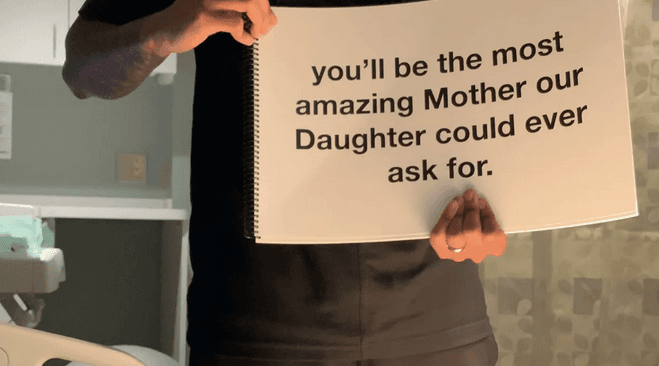 This new dad had the most beautiful way to support his wife through labour This new dad had the most beautiful way to support his wife through labour