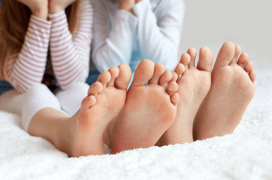An expert reveals why your child should always walk around barefoot at home An expert reveals why your child should always walk around barefoot at home