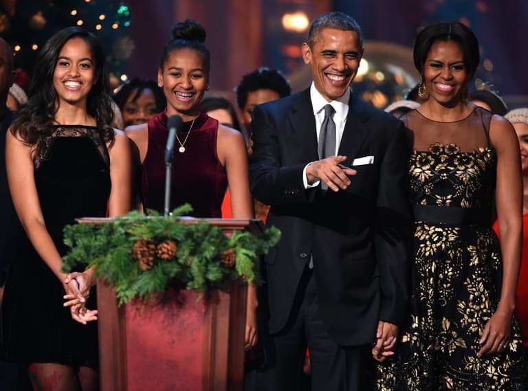 Michelle Obama has just shared her official family photo for Thanksgiving Michelle Obama has just shared her official family photo for Thanksgiving