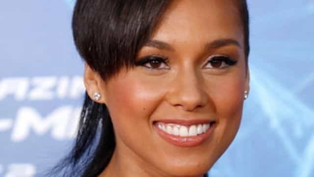Alicia Keys posts a video saying that we need to put an end to gender stereotypes Alicia Keys posts a video saying that we need to put an end to gender stereotypes