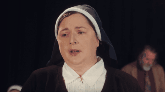 Derry Girls’ Siobhán McSweeney urges people to stop using cube plugs after a fire destroys her home Derry Girls’ Siobhán McSweeney urges people to stop using cube plugs after a fire destroys her home