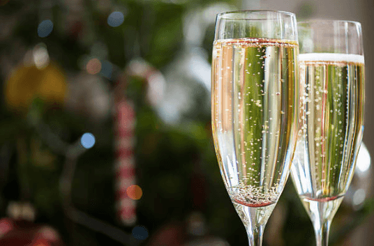 Aldi is selling 2 for 1 Prosecco from this Friday, so take note Aldi is selling 2 for 1 Prosecco from this Friday, so take note