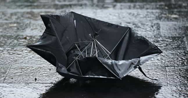 Met Éireann warn of ‘severe and damaging’ gale force winds ahead of Storm Atiyah Met Éireann warn of ‘severe and damaging’ gale force winds ahead of Storm Atiyah
