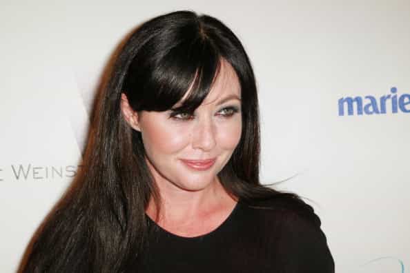 90210 star Shannen Doherty has revealed a stage 4 breast cancer diagnosis 90210 star Shannen Doherty has revealed a stage 4 breast cancer diagnosis