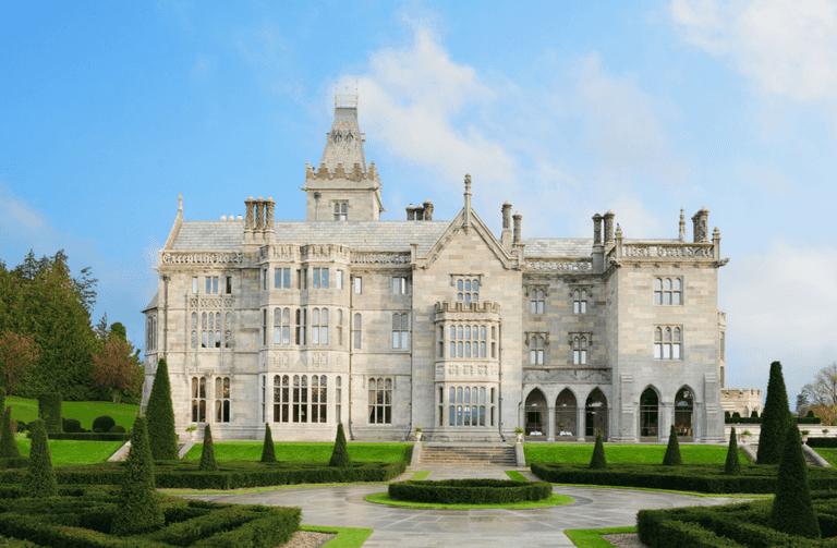 Adare Manor launches a Valentine’s Day afternoon tea experience and it sounds incredible Adare Manor launches a Valentine’s Day afternoon tea experience and it sounds incredible