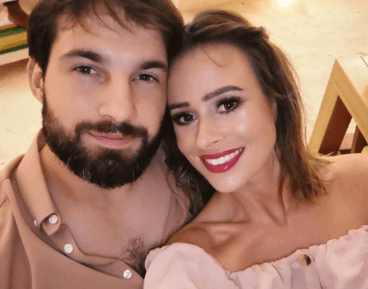 Love Island’s Camilla Thurlow and Jamie Jewitt are expecting their first child Love Island’s Camilla Thurlow and Jamie Jewitt are expecting their first child