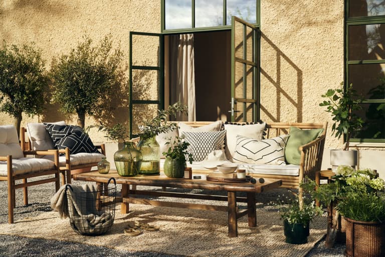 Staycation: The H&M buys you need for your outdoor space this summer Staycation: The H&M buys you need for your outdoor space this summer