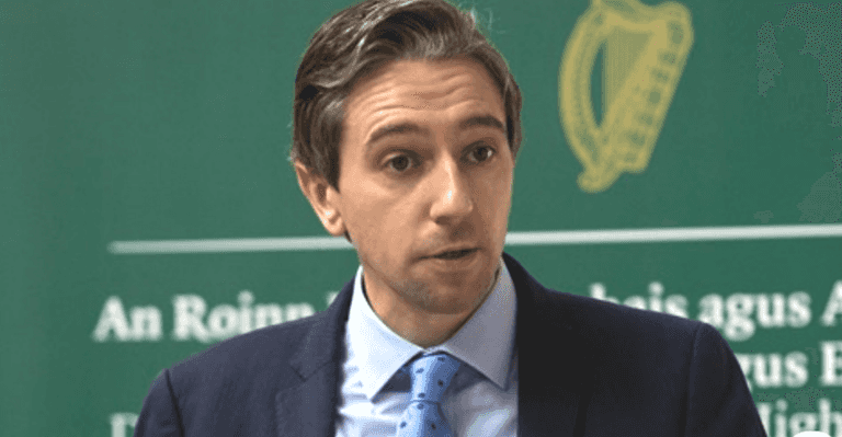 200,000 students set to claim €250 Covid Christmas grant 200,000 students set to claim €250 Covid Christmas grant