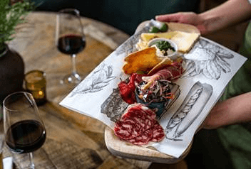 Avoca has opened a new outdoor (heated) restautant in Ballbridge, and it’s perfect for festive catch-ups Avoca has opened a new outdoor (heated) restautant in Ballbridge, and it’s perfect for festive catch-ups