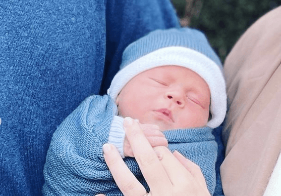 We a cutie! Princess Eugenie shares first picture of her baby boy – AND reveals his name We a cutie! Princess Eugenie shares first picture of her baby boy – AND reveals his name