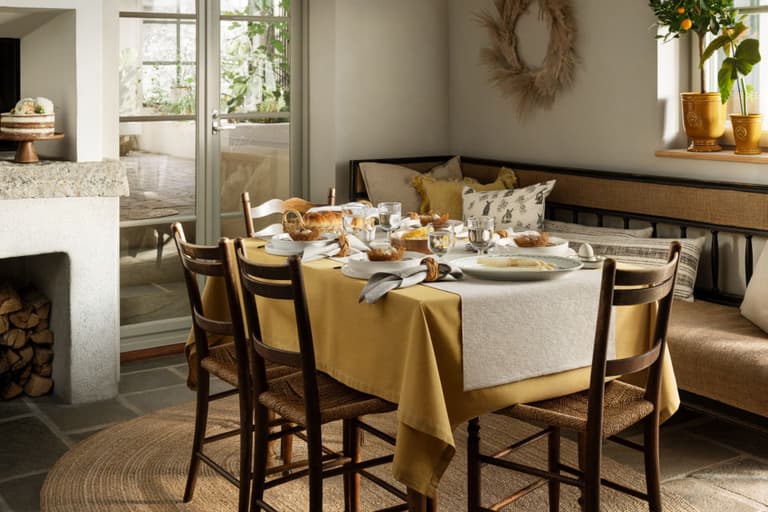 Easter at home: 10 gorgeous updates for setting the perfect Easter brunch table Easter at home: 10 gorgeous updates for setting the perfect Easter brunch table