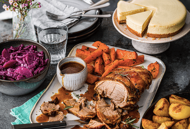 M&S launches Easter family dine-in meal with tons of different options for just €25 M&S launches Easter family dine-in meal with tons of different options for just €25