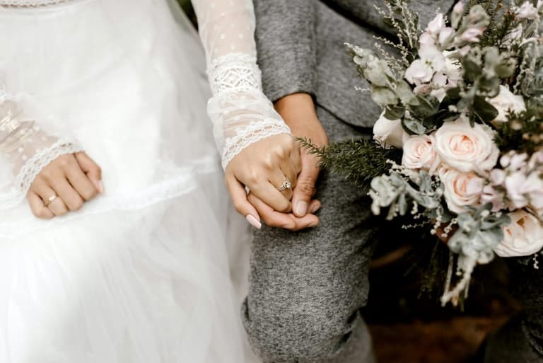These hopeful parents asked guests for the ultimate wedding gift These hopeful parents asked guests for the ultimate wedding gift