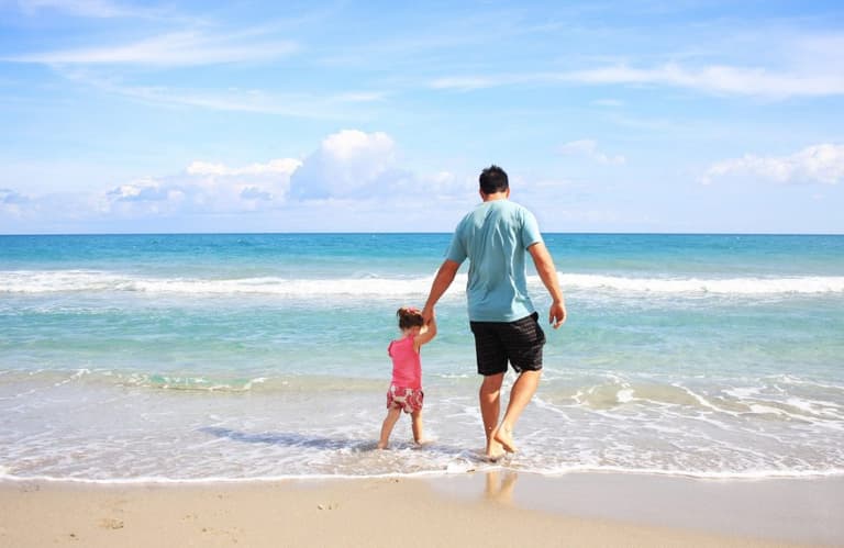 Parents of children with severe sunburn should be fined for neglect, doctor claims Parents of children with severe sunburn should be fined for neglect, doctor claims
