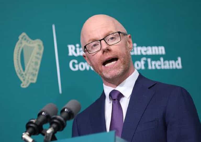 Maternity campaigners say Stephen Donnelly is “letting down the women of Ireland”- do you agree? Maternity campaigners say Stephen Donnelly is “letting down the women of Ireland”- do you agree?