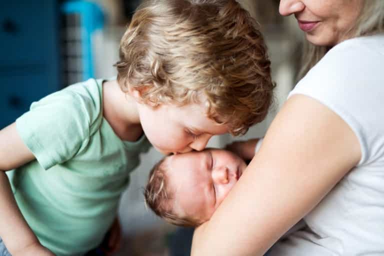 Study reveals how long women should wait between pregnancies Study reveals how long women should wait between pregnancies