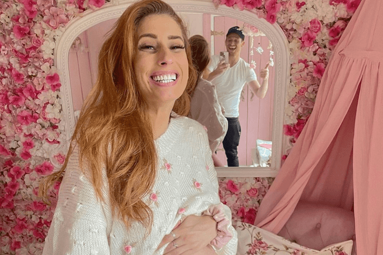 Stacey Solomon praised for sharing “raw and unedited” pregnancy photos Stacey Solomon praised for sharing “raw and unedited” pregnancy photos