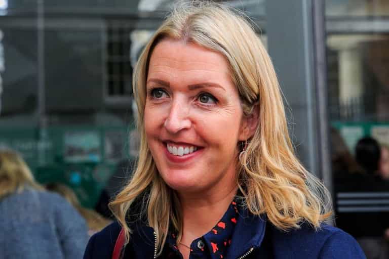 Vicky Phelan returns to Ireland after scans discover new tumours Vicky Phelan returns to Ireland after scans discover new tumours