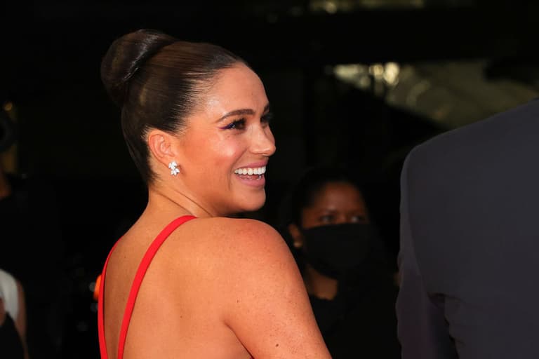 Prince Harry and Meghan Markle make rare red carpet appearance and her dress is flawless Prince Harry and Meghan Markle make rare red carpet appearance and her dress is flawless