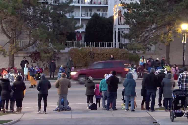5 dead and over 40 injured after car drives into crowd at Wisconsin Christmas parade 5 dead and over 40 injured after car drives into crowd at Wisconsin Christmas parade