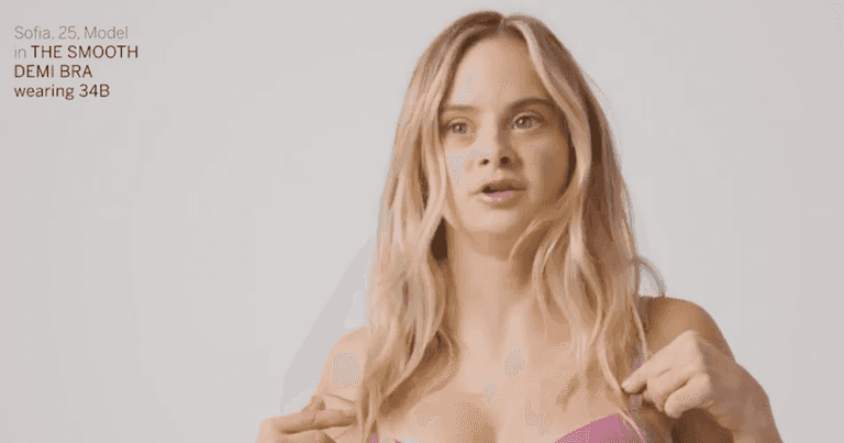 Victoria’s Secret’s first model with Down’s syndrome makes stunning debut: “dream come true” Victoria’s Secret’s first model with Down’s syndrome makes stunning debut: “dream come true”