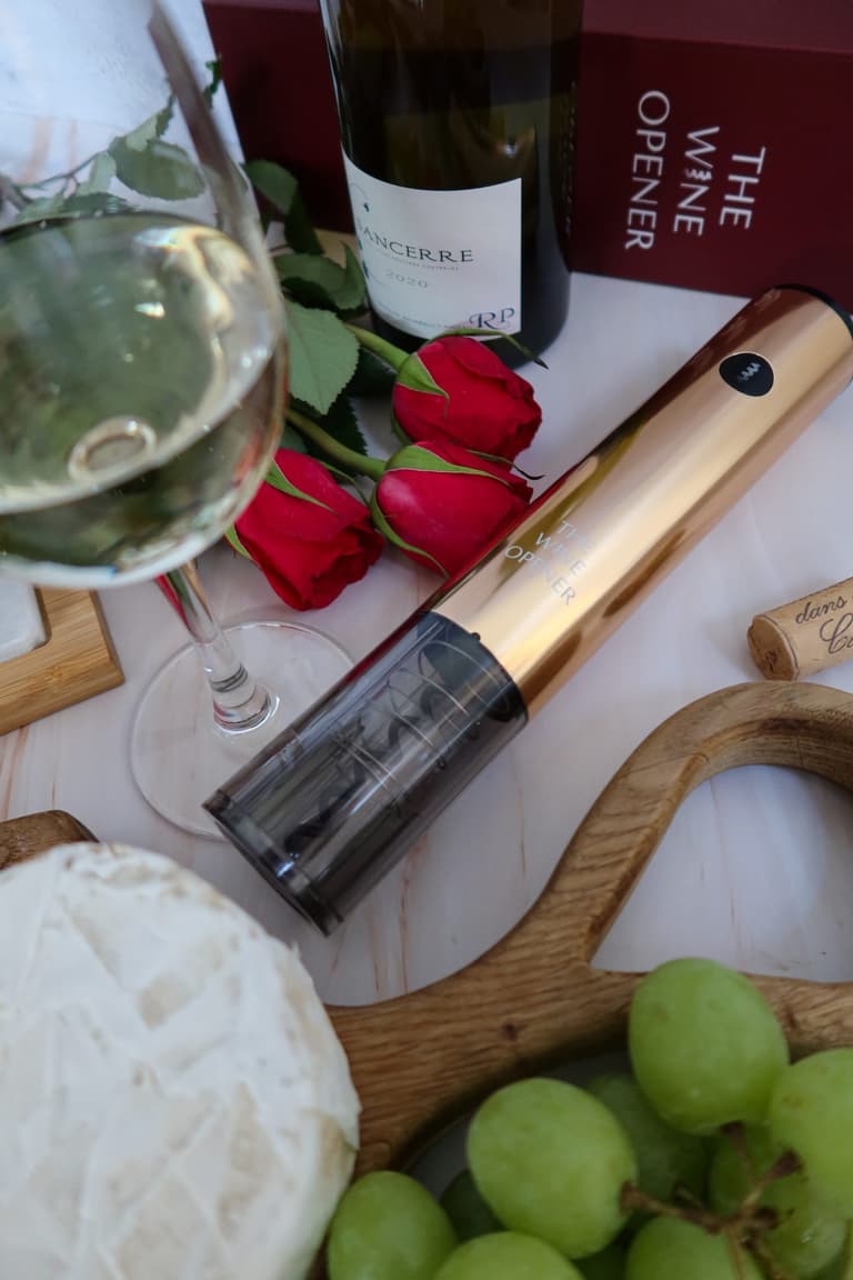 Irish Mother – Daughter duo come up with the wine accessory we all need Irish Mother – Daughter duo come up with the wine accessory we all need